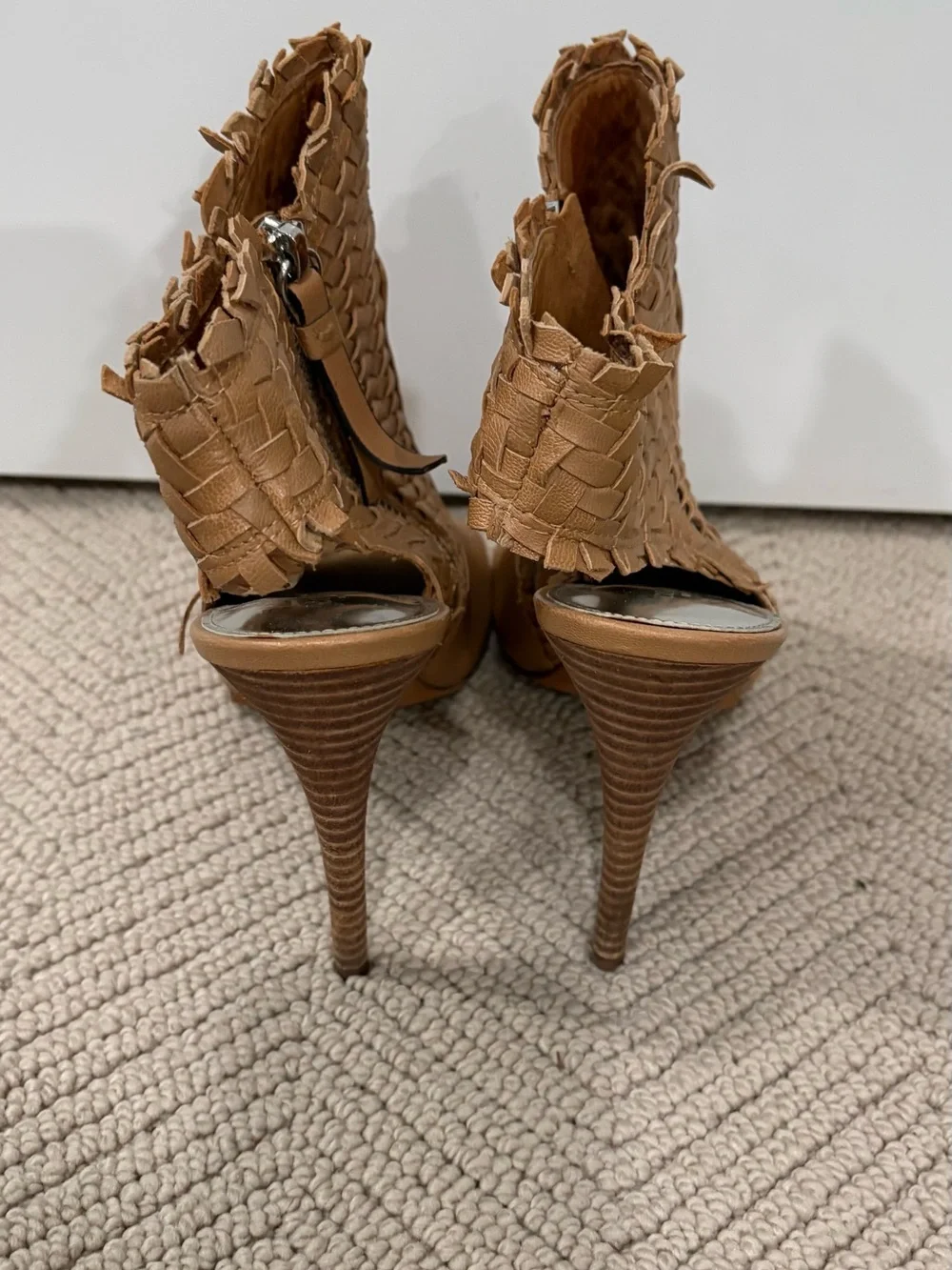 Coach Huarache Gladiator Tan Woven Peep-Toe Heeled Sandals size 9.5
